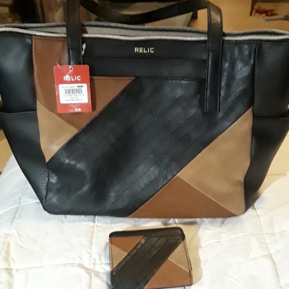 Relic Handbags - Relic purse and wallet